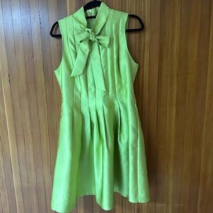 Ted Baker London Green Sundress with Mandarin Collar and Sleeveless Design